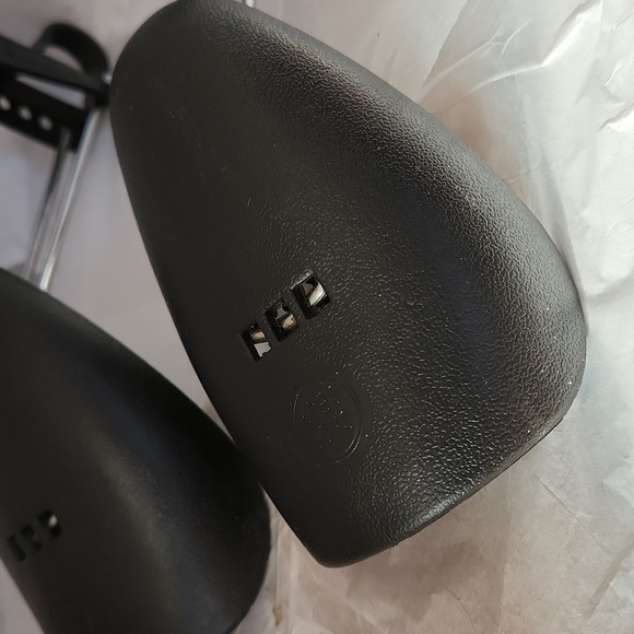 Shoe Stretchers - Picture 2 of 5